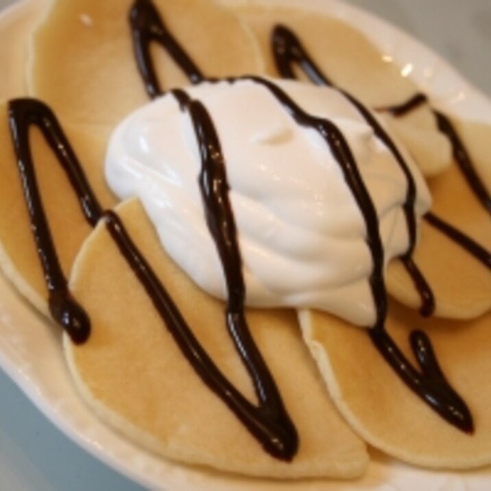 チョコシロップをかけたパンケーキ レシピ 作り方 By パッチポケット 楽天レシピ チョコシロップをかけたパンケーキ レシピ 作り方 By パッチポケット 楽天レシピ